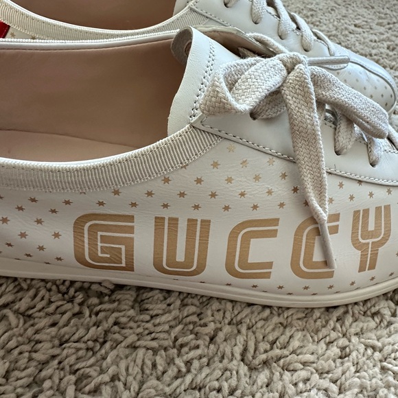 Gucci women’s Falacer Low “Guccy” print. - Picture 8 of 10